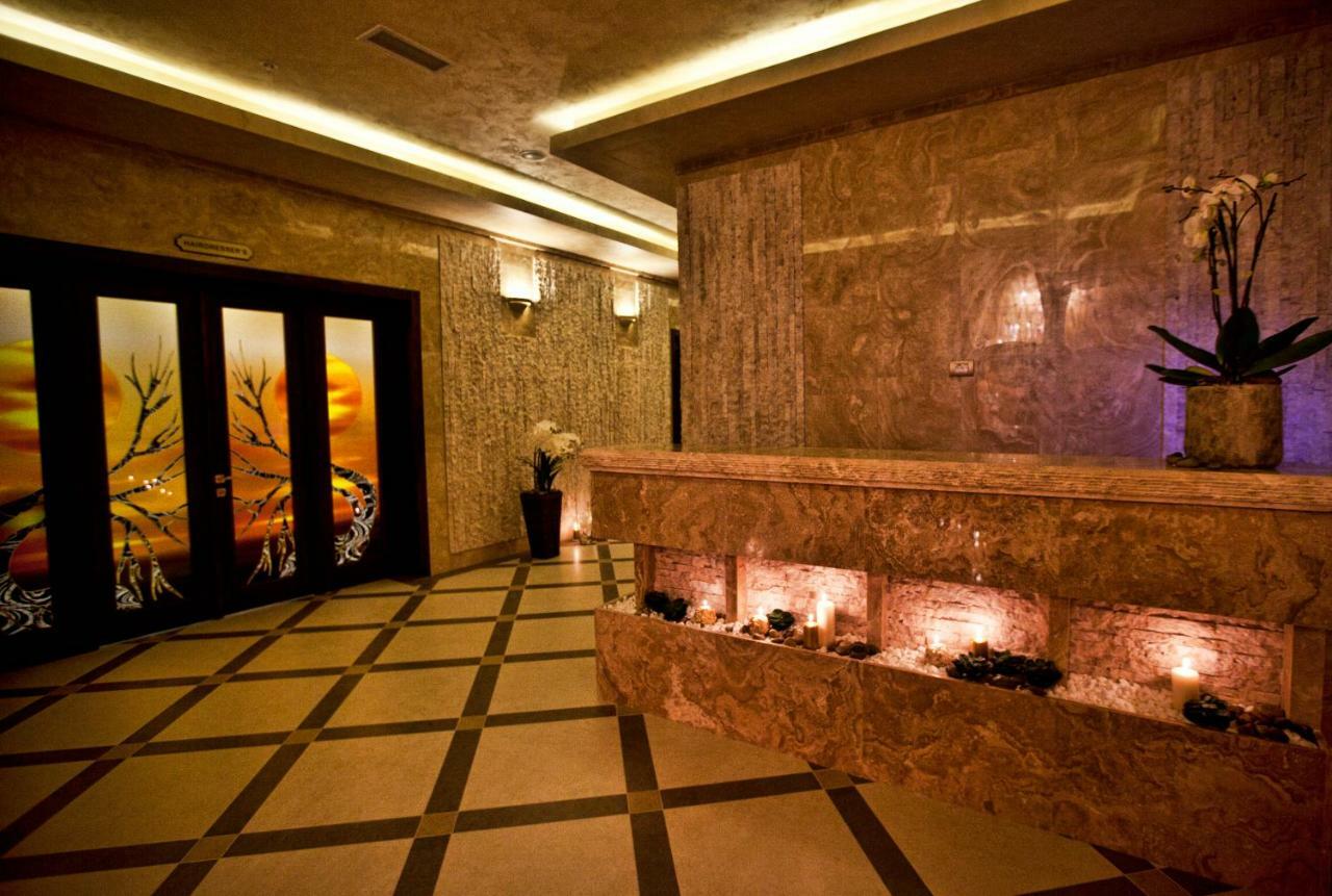 Multi Grand Pharaon Hotel Ptghni Exterior foto