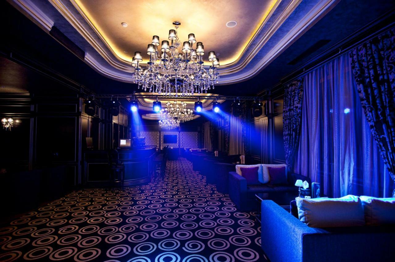 Multi Grand Pharaon Hotel Ptghni Exterior foto